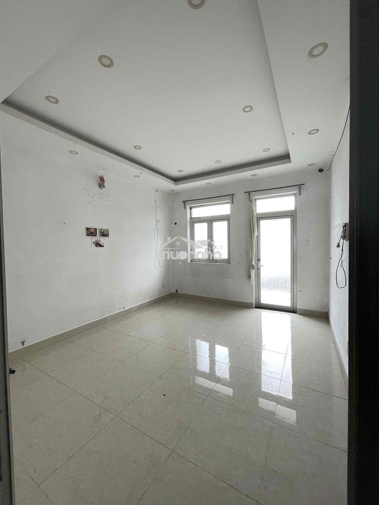 Chi thuê nhà 2 tầng hẻm xe hơi thông hiệp phú - Ảnh 4
