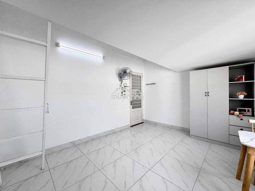 Duplex cửa sổ trời full nội thất ngay tân sơn nhì - etown cộng hoà - Ảnh 3