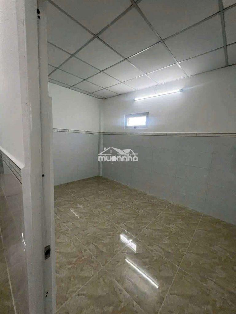Xưởng 4*25. trống suốt có gác lửng 2pn. q12 - Ảnh 3