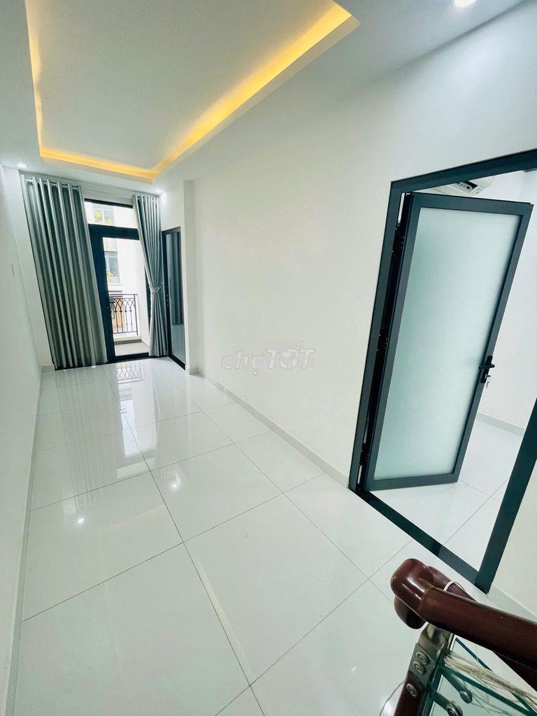 Nhà compound verosa khang điền - nt cơ bản tiện làm cty và ở lại - 5pn - 3