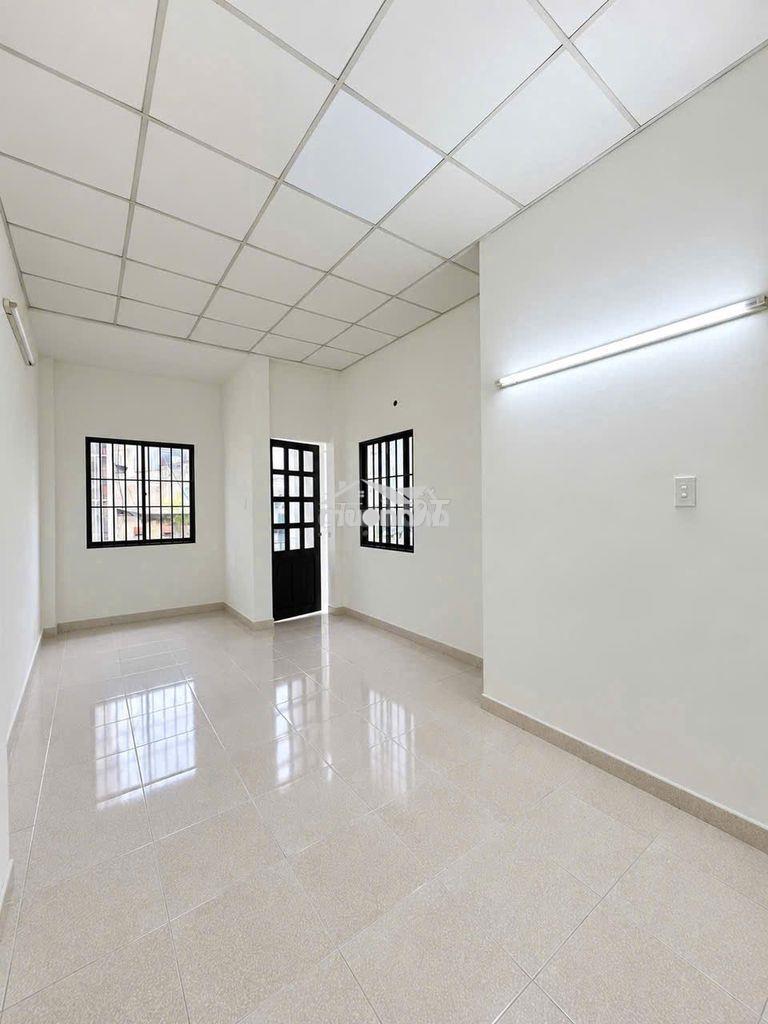 Nhà mới ngô gia tự 5x8m 3 tầng mới chỉ 5,7 tỷ - Ảnh 2