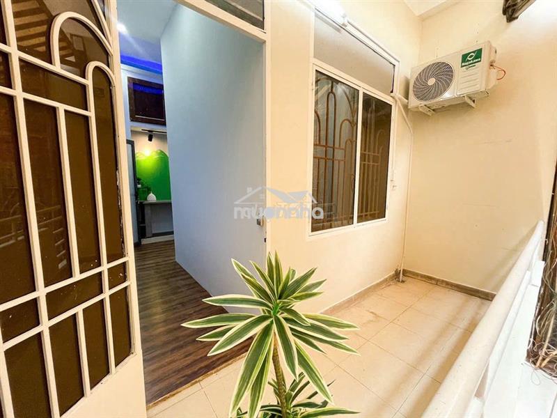 Cho thuê ch 2pn ngay cmt8 q10| ban công full nội thất như hình