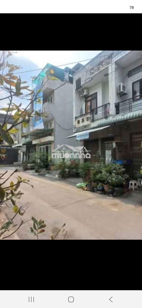 Nhà hẻm nhựa tây lân