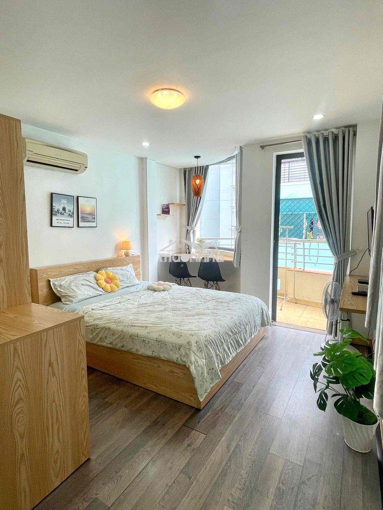 Cho thuê studio ban công cửa sổ full nội thất ngay trung tâm quận 1