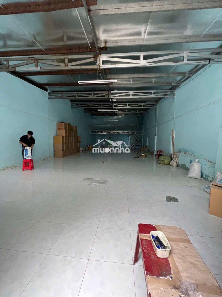 Kho tên lửa 17tr 180m2 - Ảnh 3