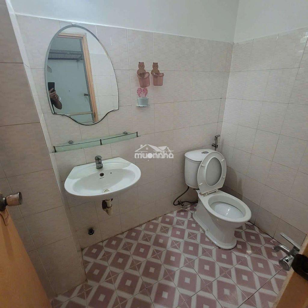 Nhà bình thạnh, 2pn 2wc 9tr gần hxh  - Ảnh 3