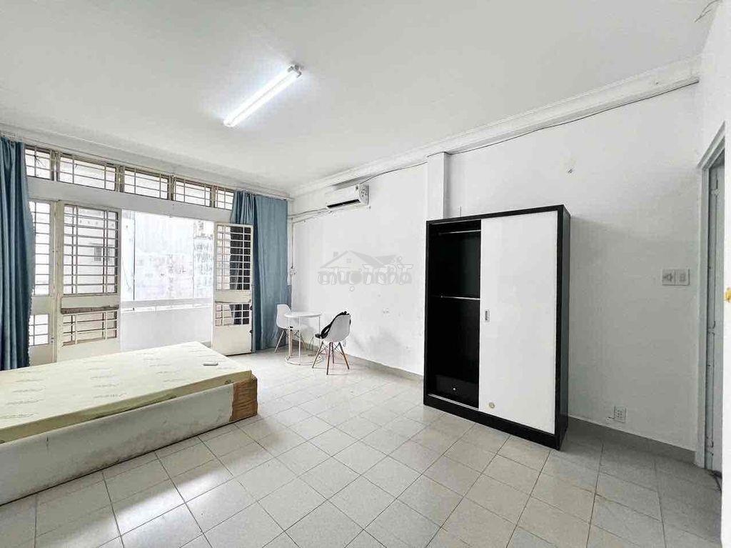 Căn phòng full nội thất ban công rộng nằm ngay tại trung tâm phú nhuận - Ảnh 4