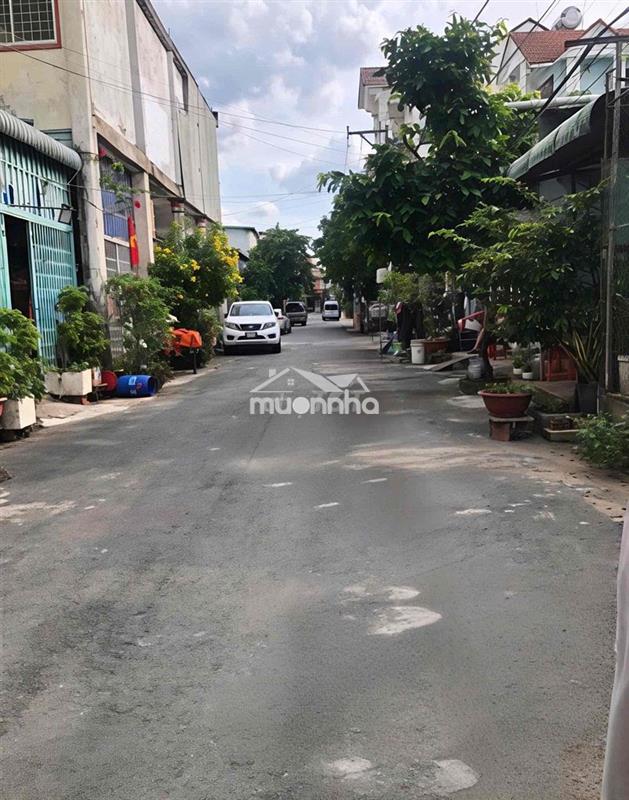 Cho thuê nhà hiệp thanh q12 200m trống suốt trên dưới 9,5tr hem xe tải
