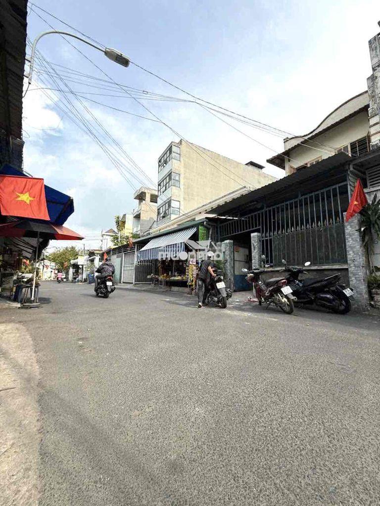 Cần bán nhà 1t 1l mặt tiền đường 359 phước long b q.9