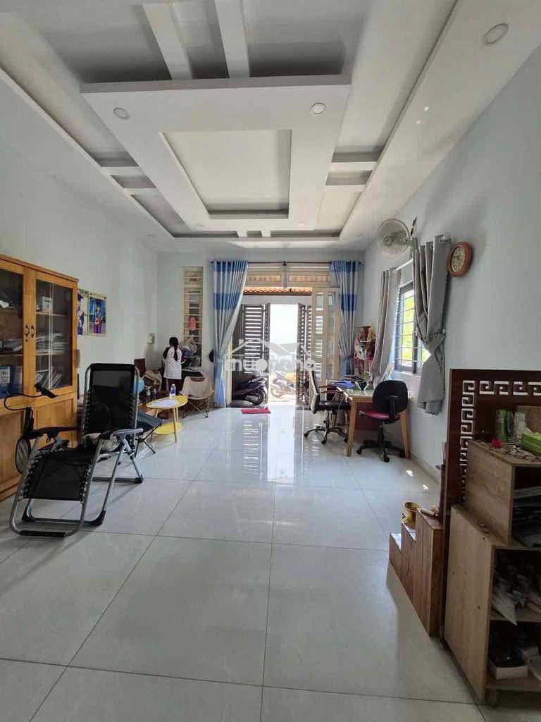 Nhà lô góc bình tân - Ảnh 2
