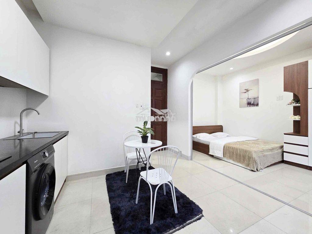 Căn hộ ban công full nội thất gần ump vạn hạnh mall trung tâm q10 q1 - Ảnh 3