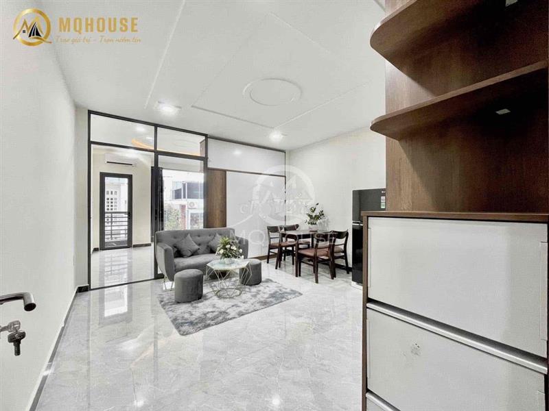 Cho thuê căn hộ 1 phòng ngủ ngay khu etown buidling đầy đủ nội thất