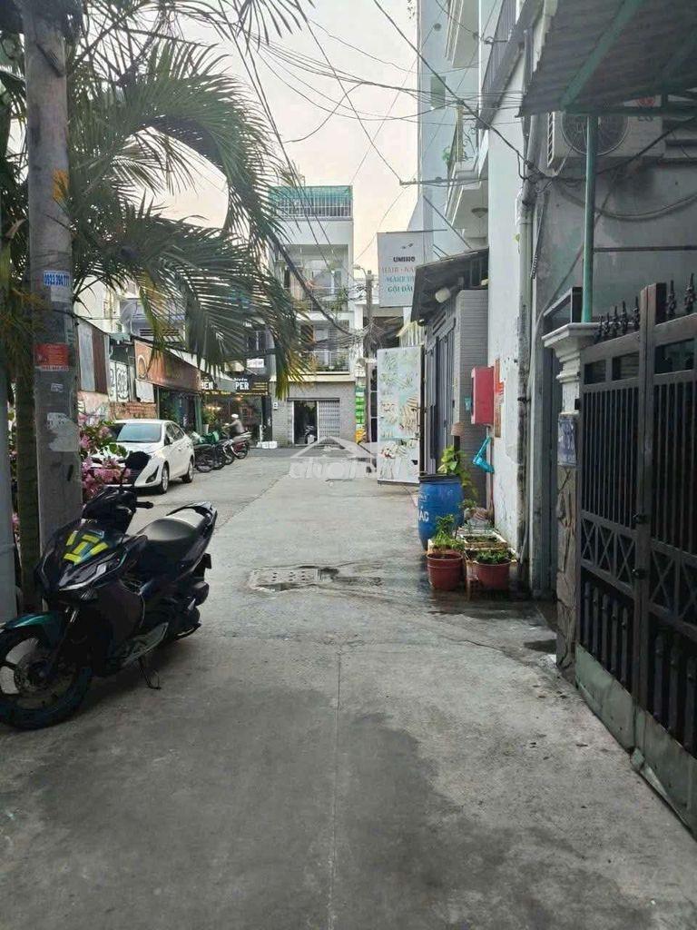 Nhà đẹp vào ỏ ngay được gia rẻ  - 2