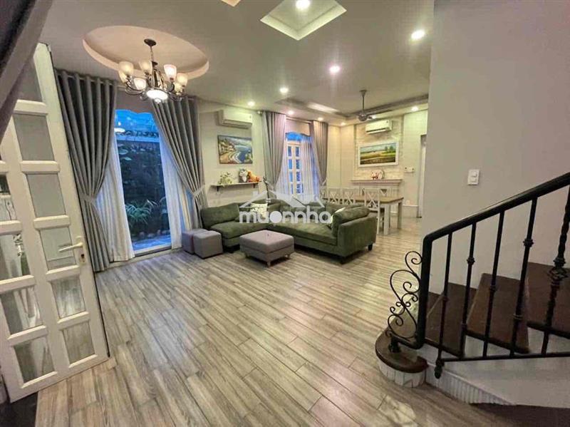 Bán biệt thự đơn lập 180m2, vị trí gần liên phường, nhà đẹp full nt