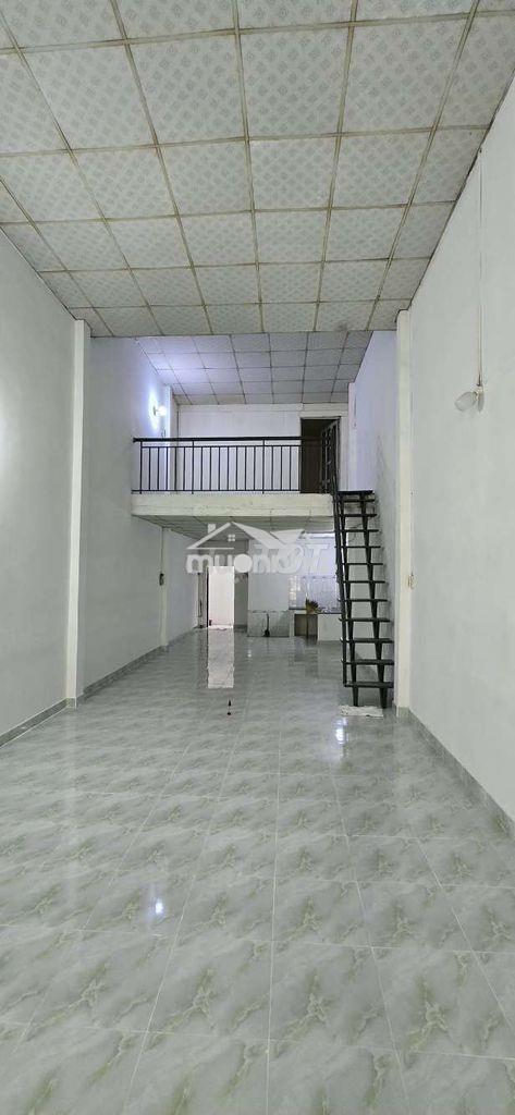 Nhà cho thuê nguyên căn 4×20 có gác lửng