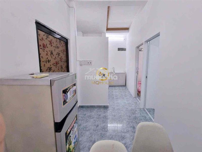 2pn 1wc 42m2 có nội thất ở liền được không chung chủ