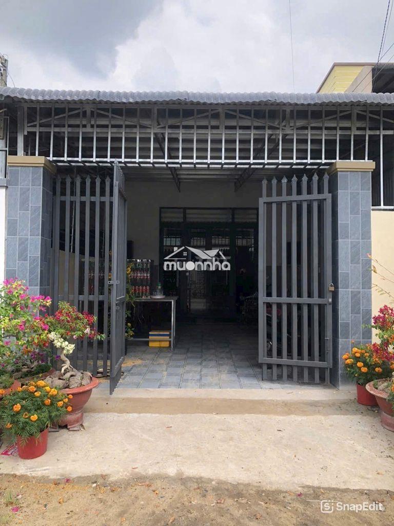 Bán căn nhà ở gần chợ chiều tân phú trung dt:119m2 shr giá thẳng 850tr