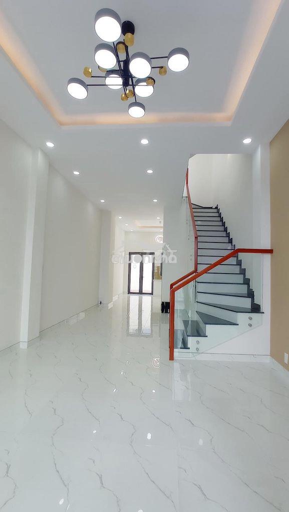 Cho thuê nhà mới phạm văn chí, 4 tầng 4pn3wc, chỉ 12tr/tháng
