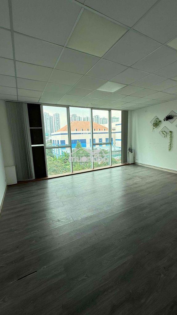 Văn phòng trống suốt 60m khu tân quy đông gần lotte