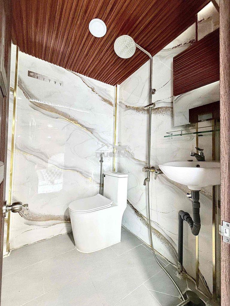 🔐 Phòng riêng tư mới tinh– vân tay - thang máy – wifi mạnh – 3tr3 - Ảnh 2