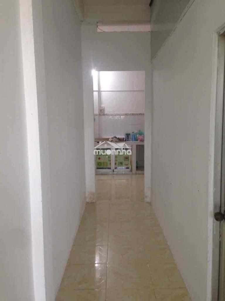 Căn hộ chung cư lầu 3, lô d chung cư lạc long quân, phường 5, quận 11 - 3