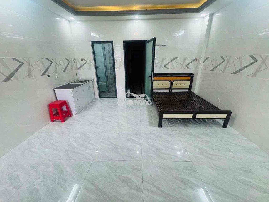 Cho thuê phòng có ban công rộng 40m2 - Ảnh 3