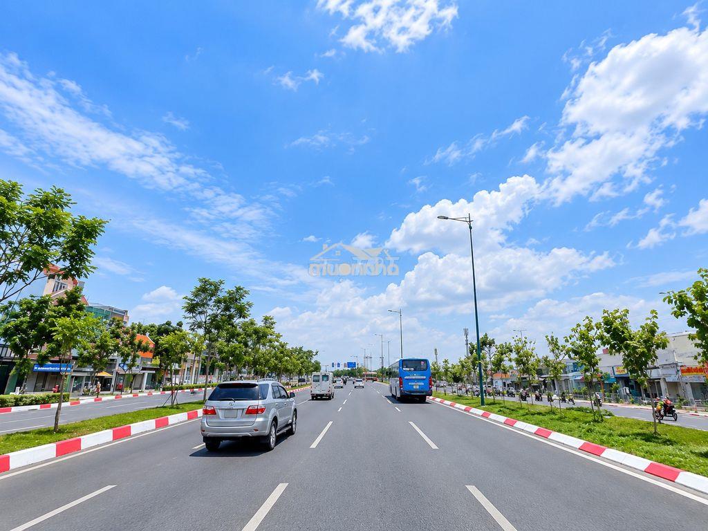 Nhà cấp 4 hẻm xe hơi 76m2 ngang 4,5m cần bán gấp trả bank - Ảnh 2
