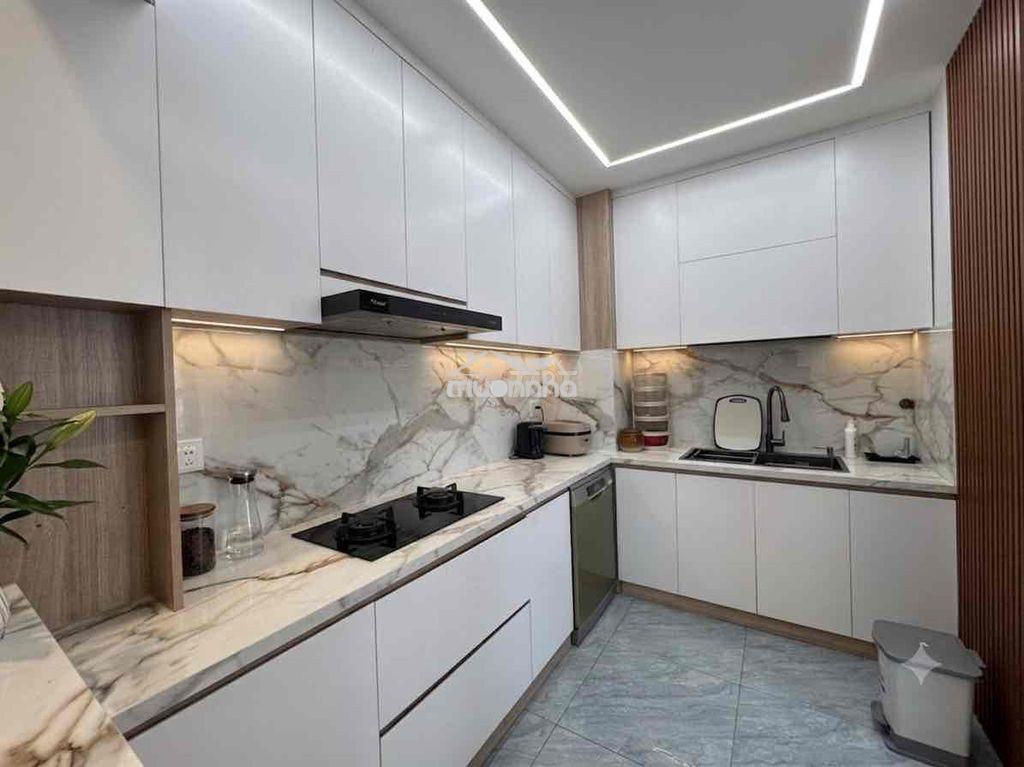 Nhà mới đẹp 4 tầng 7pn - ngay vòng xoay lê đại hành - góc 2 mặt tiền - Ảnh 3