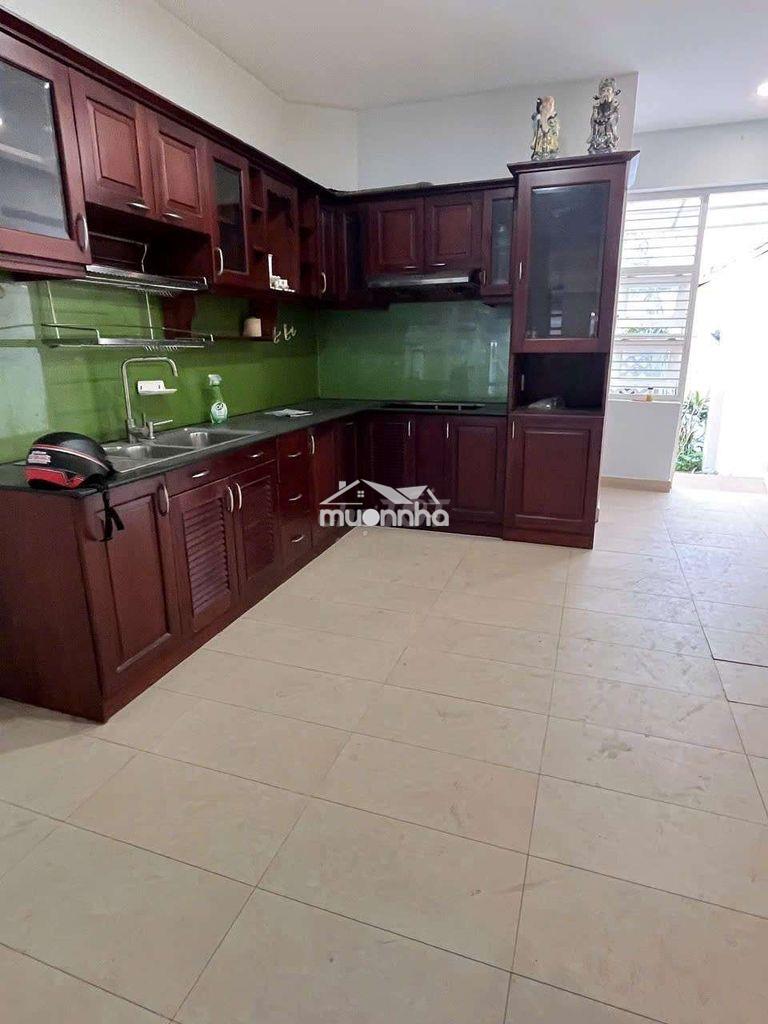 Nhà nguyên căn 2 lầu 4pn hxh lâm văn bền - Ảnh 2