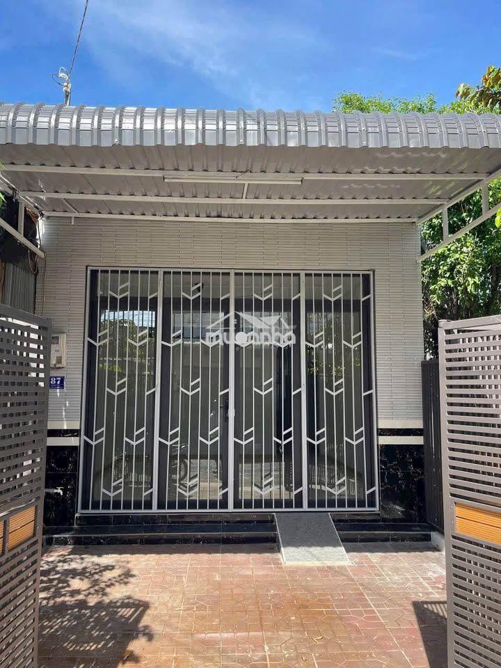 Bán căn nhà 100m2 đường hồ văn tắng, tân phú trung, 3pn, gía 1.2 tỷ