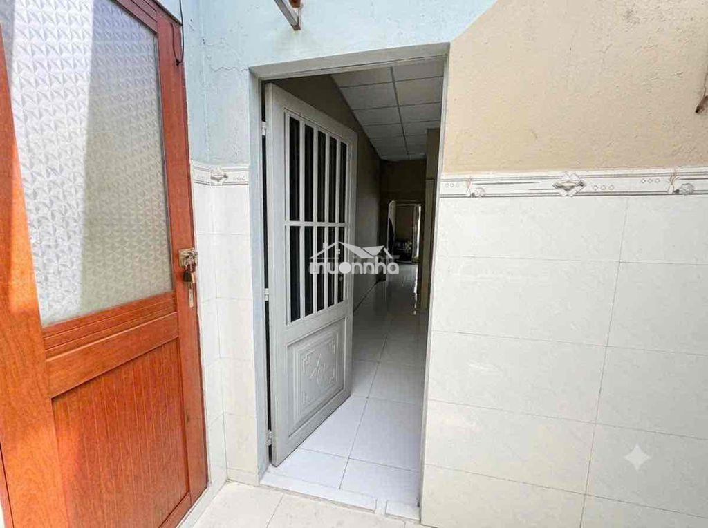 Nhà nguyên căn 3 phòng ngủ nguyễn duy trinh - Ảnh 4
