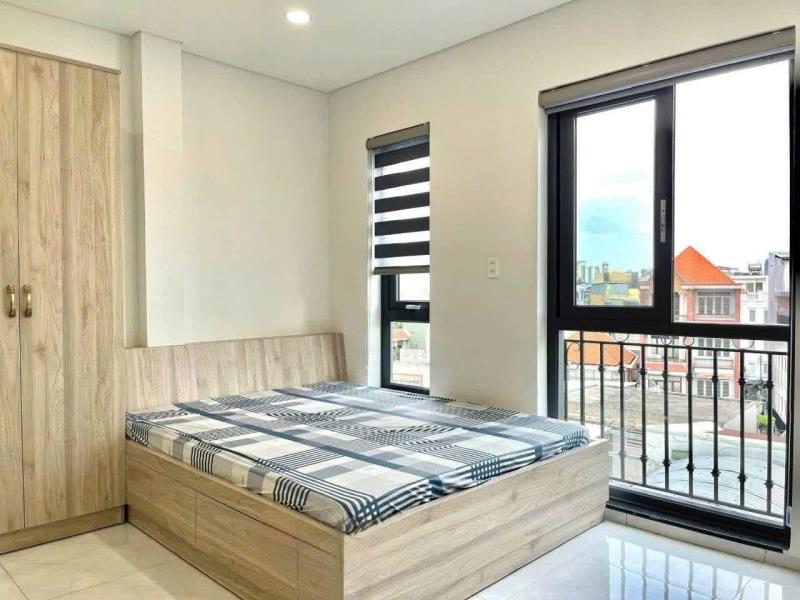 Căn hộ ban công nhiều cửa sổ khu vực bình thạnh
