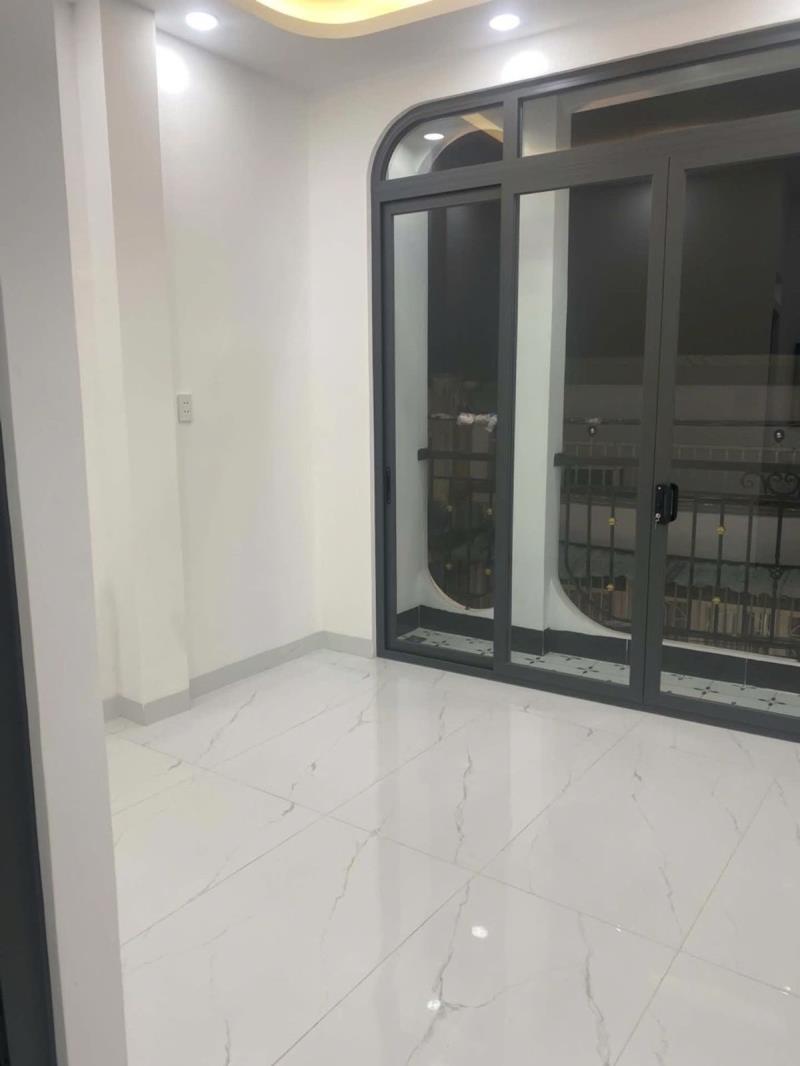 Nhà mới full nội thất  - 41m2 - 5pn - ko lỗi - ko quy hoạch - phạm thế hiển - nhỉnh 5 tỷ tl - Ảnh 3
