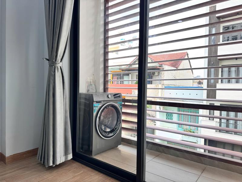 Cho thuê căn hộ, ban công siêu thoáng, nội thất gỗ, máy giặt riêng – bùi đình túy, bình thạnh | gần ftu2, uth, uef - Ảnh 4