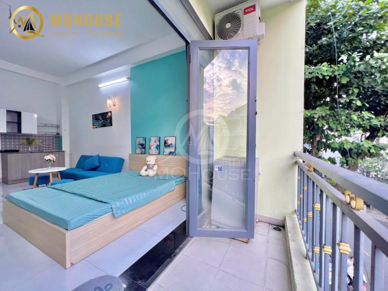 Cho thuê căn hộ ban công đường lê văn sỹ gần chợ nguyễn văn trỗi quận 3 full nội thất