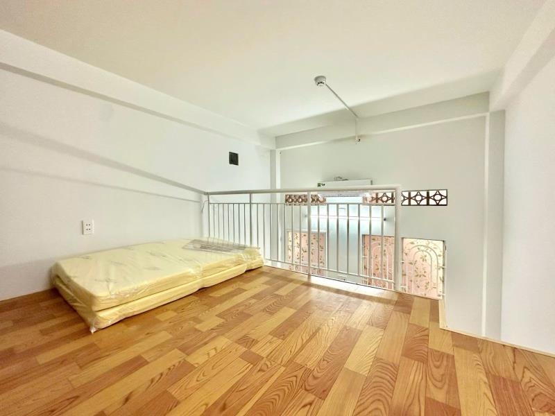 Duplex gần ngã tư hàng xanh, cách hutech, hiu, ftu, gtvt, uef chỉ 5' đi xe - Ảnh 3