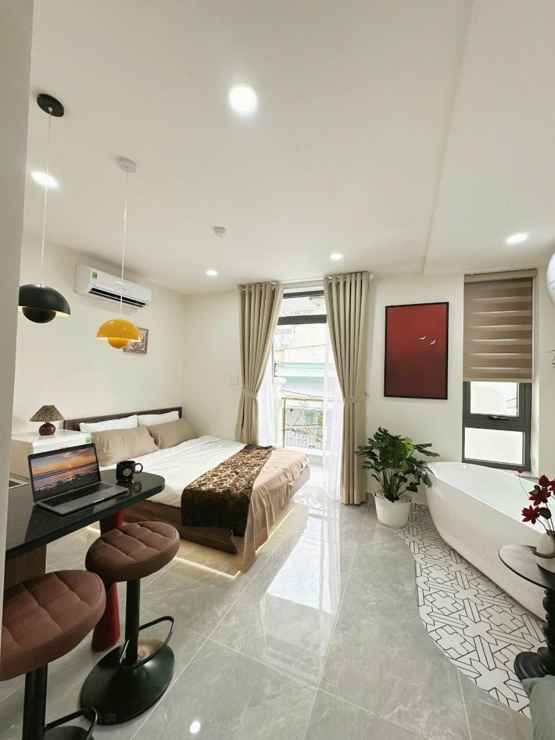 Phòng ban công, cửa sổ vibe homestay - trung tâm bình thạnh cạnh phú nhuận - thang máy hầm xe - chỉ từ 6.x