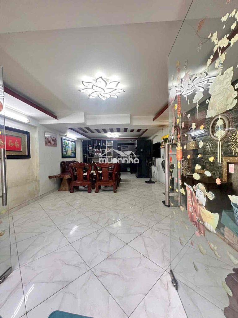 Nhà(6x18m) ấp chiến lược 3tầng 3pn 3vs full nội thất hẻm xe hơi