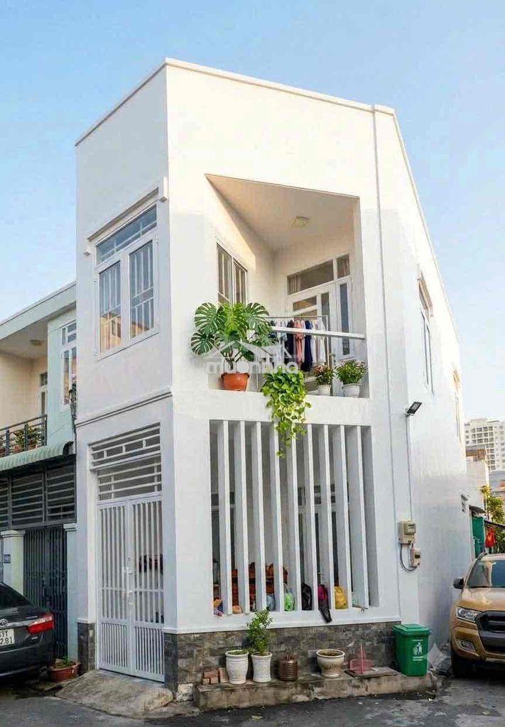 Cho thuê nhà đường 102 tnpa 3pn 2wc đường ô tô thông căn góc