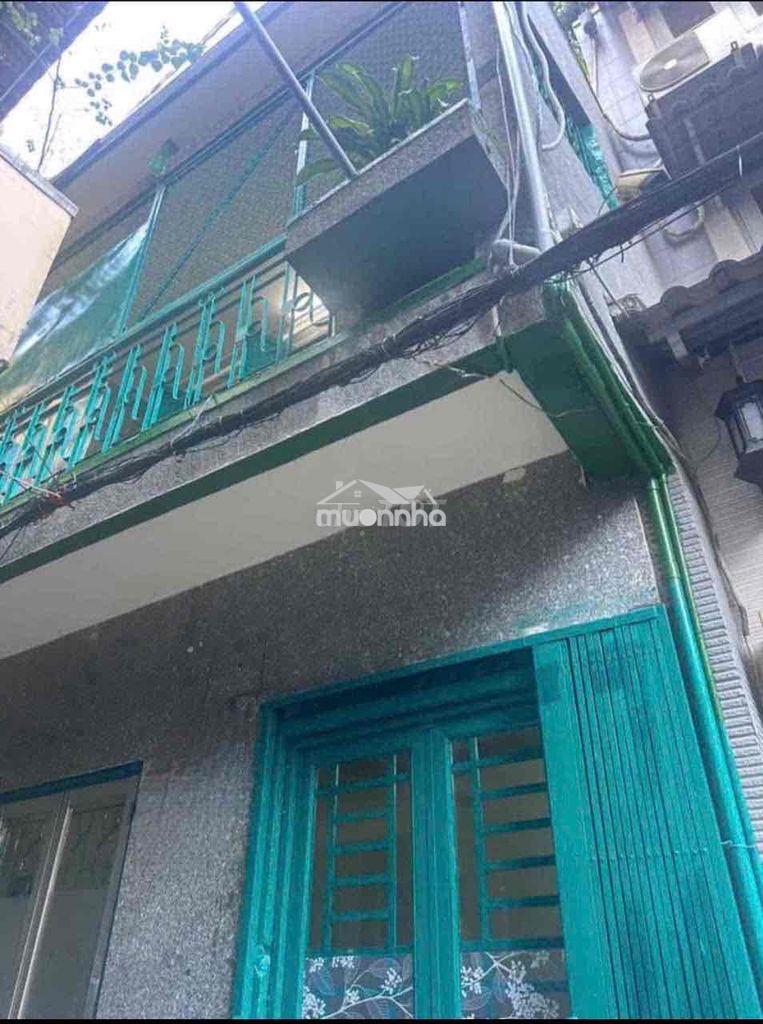 Nguyên căn cho thuê 2pn 1wc hẻm cmt8, quận 3