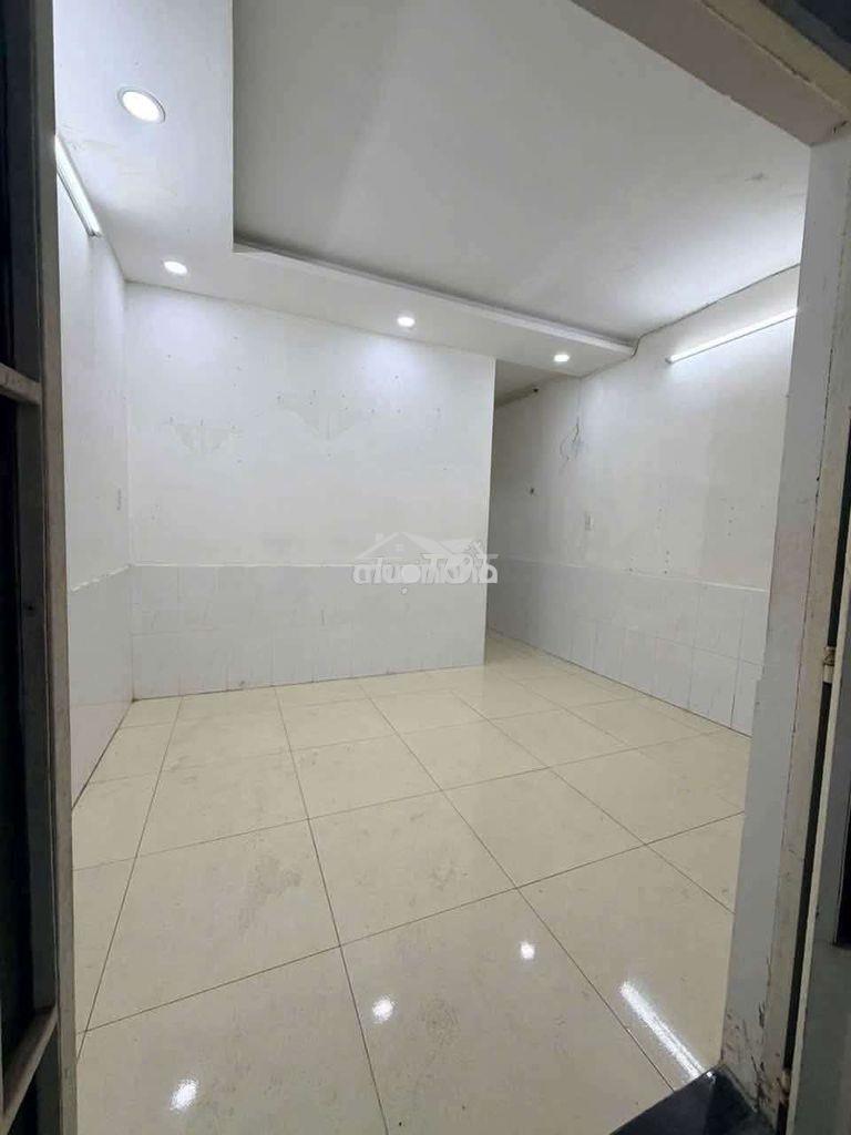 Nhà ngay đường phạm văn đồng sát cv gia định - Ảnh 3