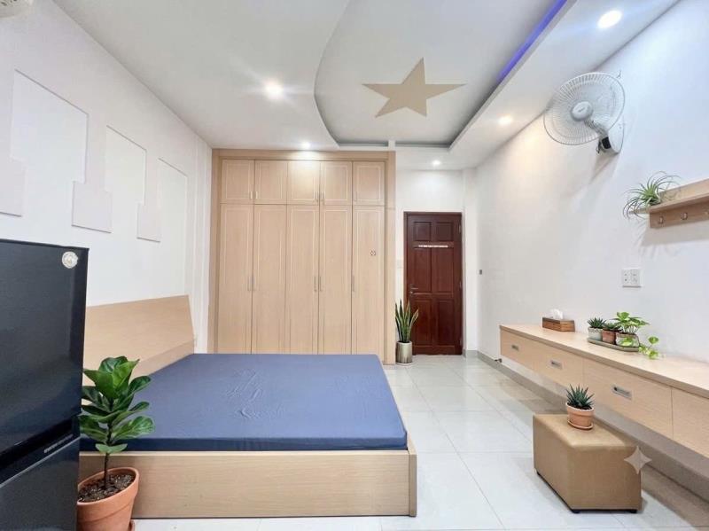 Phòng trọ giá rẻ khu vực tân bình tp.hcm duplex cửa sổ trời, gần đại học văn hiến, công thương