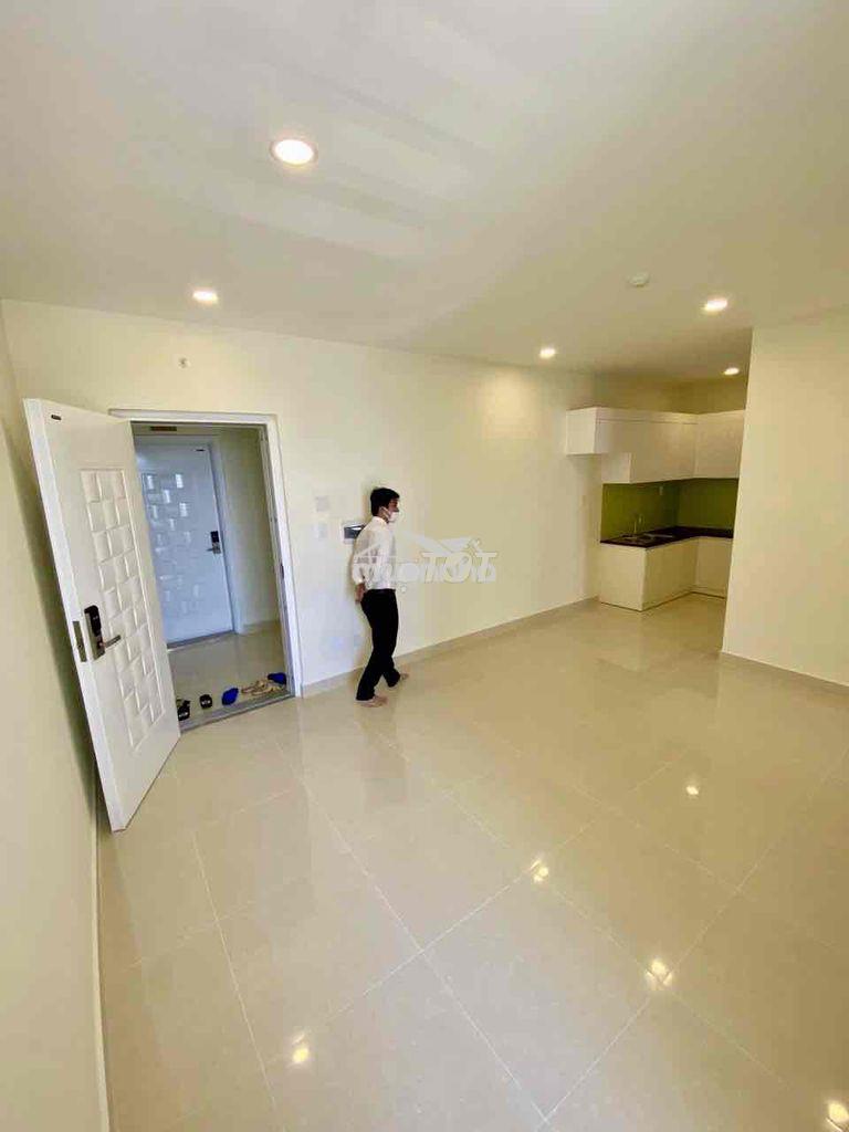 Cho thuê 2pn 2wc có rèm 2 máy lạnh 7tr nhà sạch sẽ - Ảnh 3