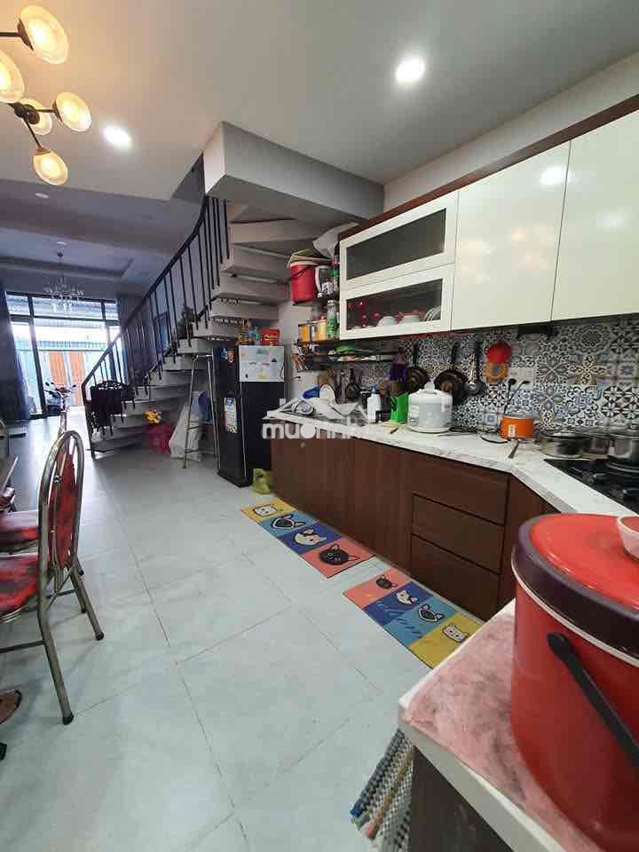 Nhà tx21( sân xe hơi )ngay chợ minh phát 4pn 5wwc