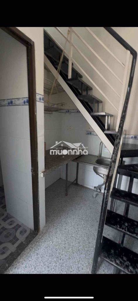 Pass nhà nguyên căn 1 trệt 1 lầu 30m2 - Ảnh 2