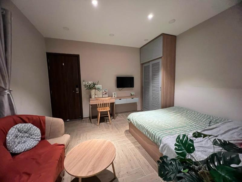 🤣 Thuê phòng xinh, tặng luôn body xịn – ai chơi lại? 🏡💪
