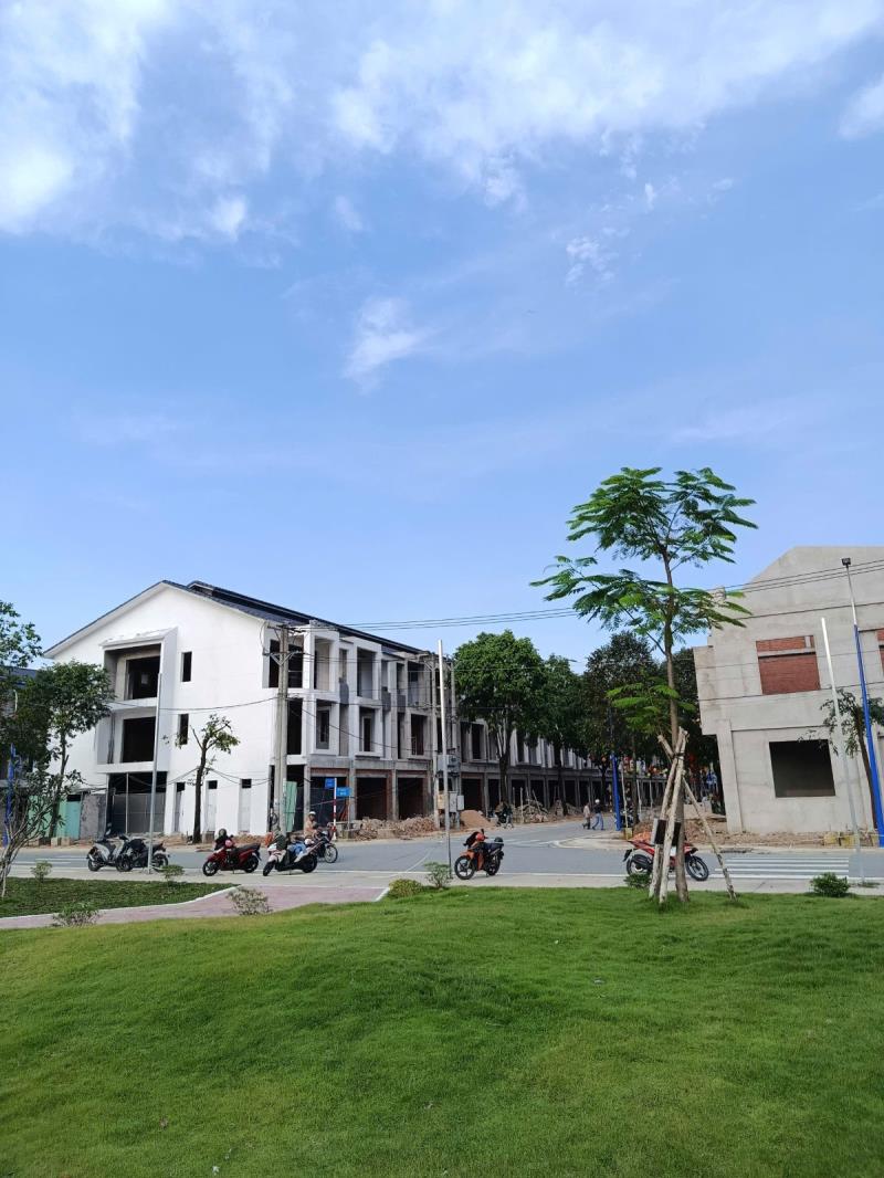 🏡 Shop house , – nhà phố becamex tp mới bình dương. 5x30 - 150m² giá chỉ từ 4,6 tỷ - Ảnh 2
