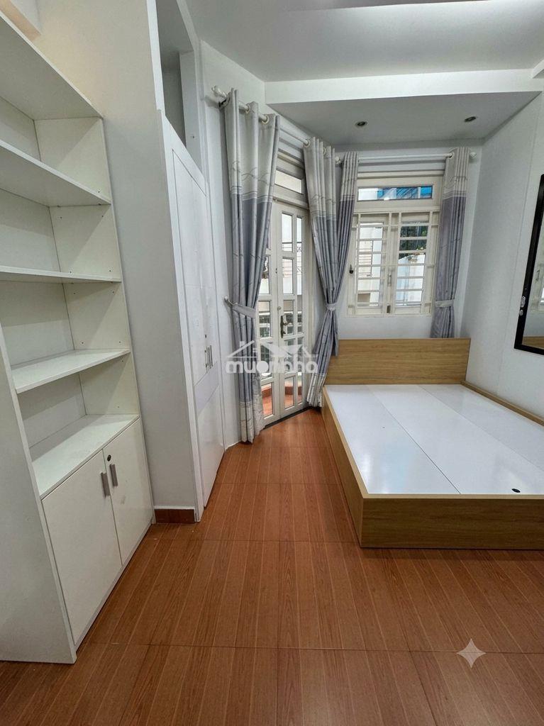 Phòng ban công 25m2 ,qpn, đường vạn kiếp-nguyễn văn đậu lầu 1 full nt