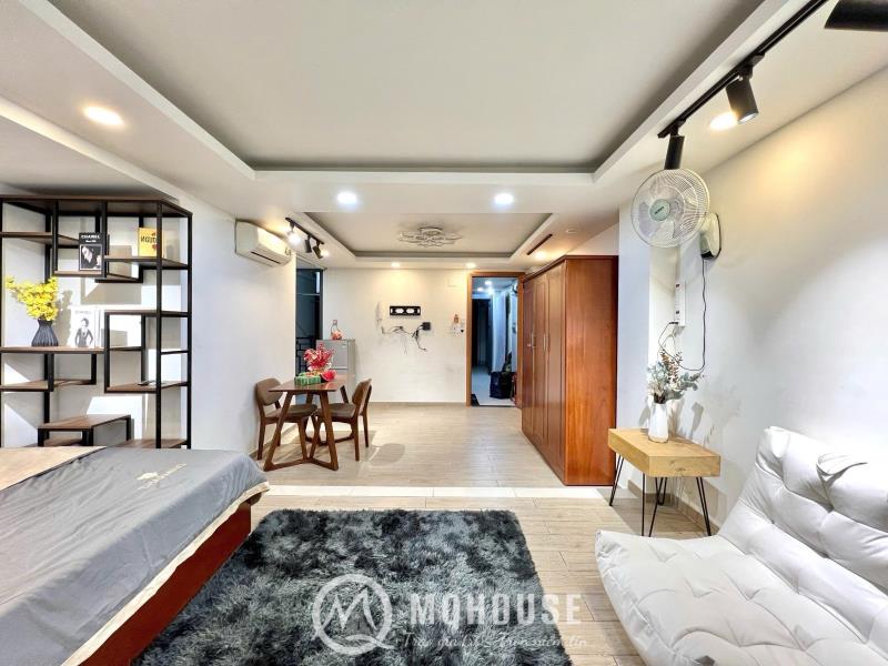 Phòng studio siêu đẹp có ban công và cửa sổ trời thoáng - gần sân bay tân sơn nhất, nhà ga t3, hồng hà, trường sơn, phổ quang, công viên hoàng văn thụ  - Ảnh 3