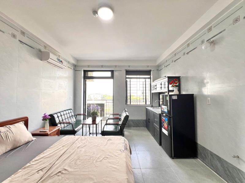 Studio ban công phan huy ích - gần trục đường quang trung, gần emart phan huy ích - gần cao đẳng fpt